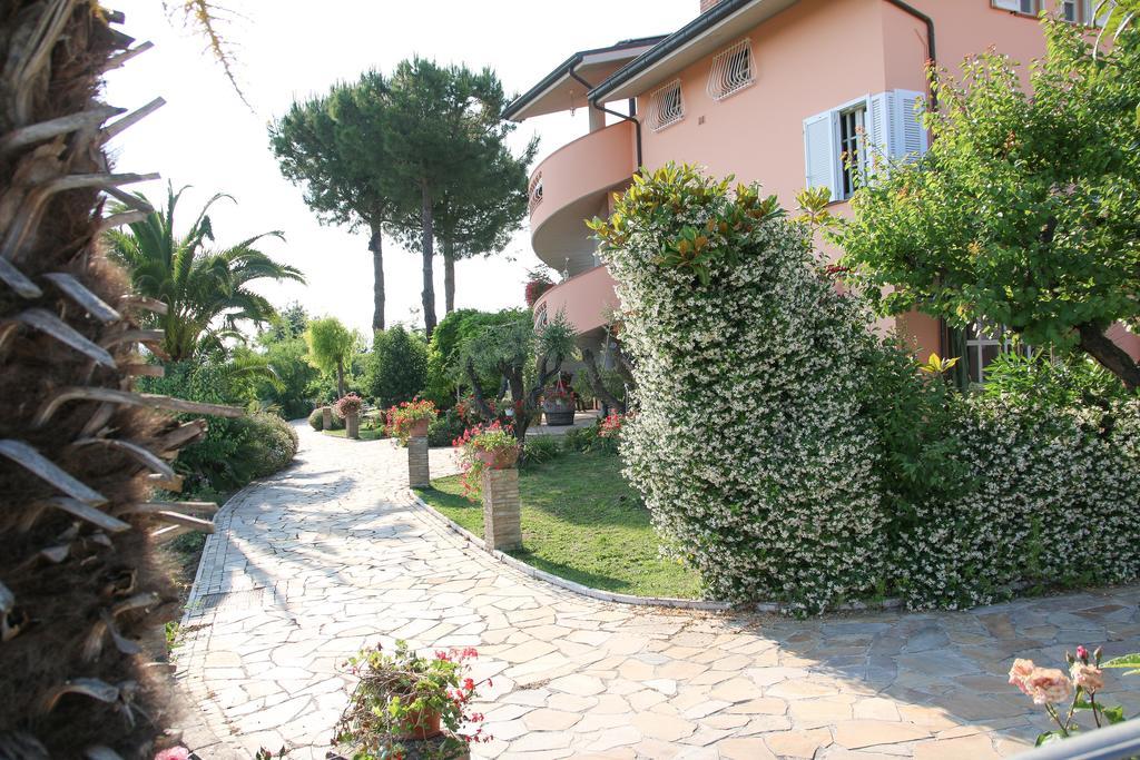Anthos Casa Vacanze Sant'Omero Rom bilde