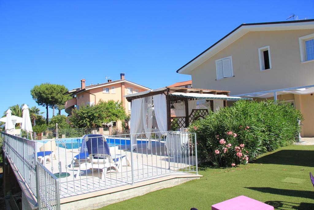 Anthos Casa Vacanze Sant'Omero Rom bilde