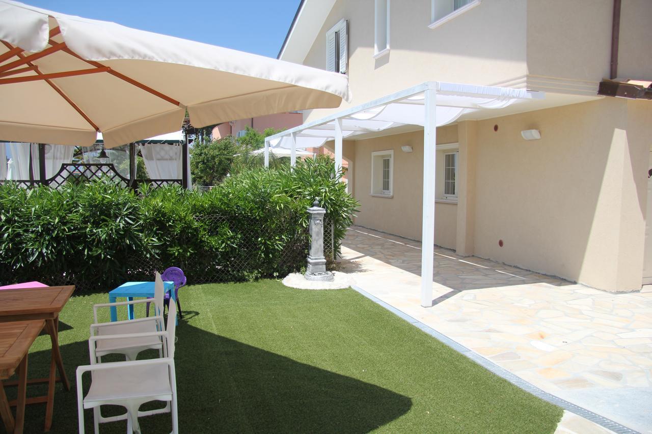 Anthos Casa Vacanze Sant'Omero Eksteriør bilde